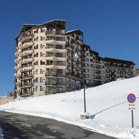 Апартаменты Median 3 *
